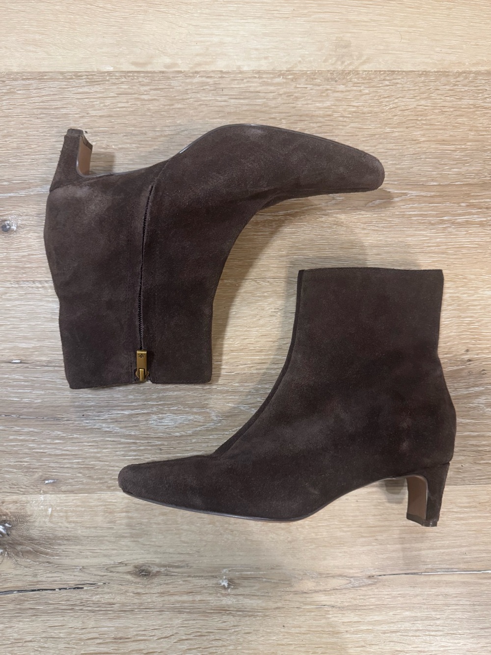 SPLENDID Justice Brown Suede Kitten Block Heel Ankle Boots Size 7 EUC